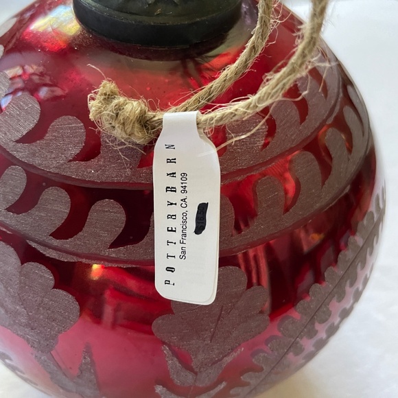 Pottery Barn Etched Large Mercury Glass Ornament, Red, 6" NEW - Picture 6 of 9